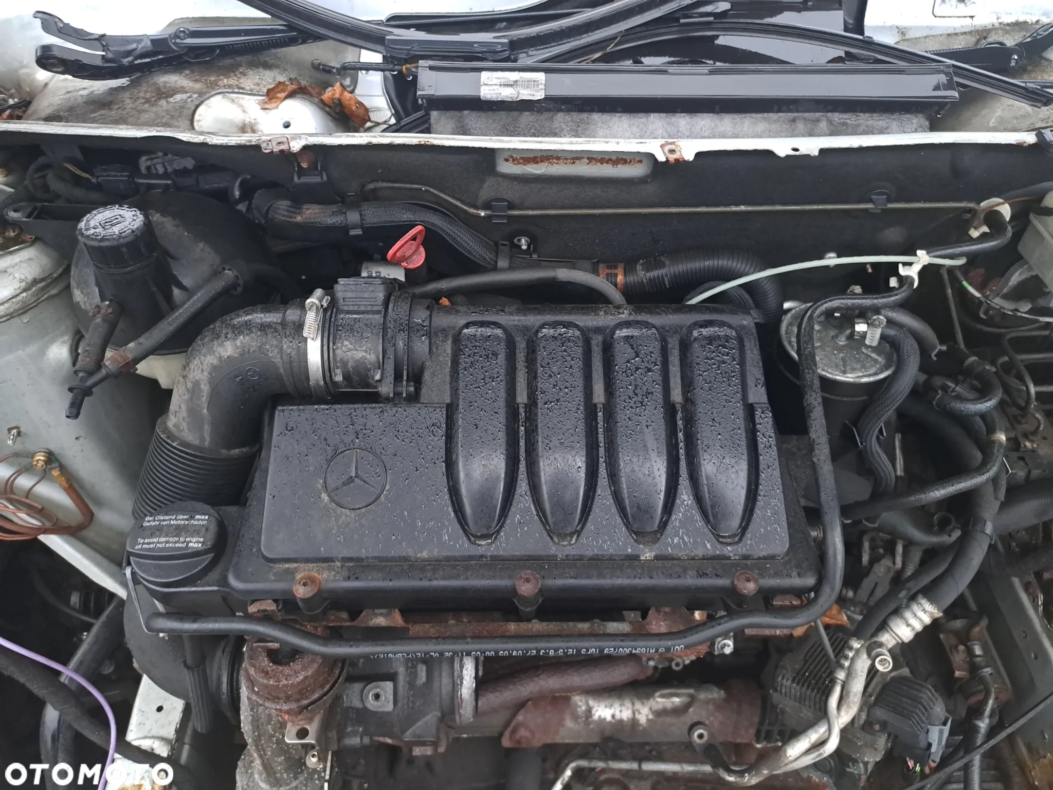 SILNIK IGŁA W AUCIE MERCEDES B-KLASA I W245 2005 R 2.0 CDI 140 KM - 2