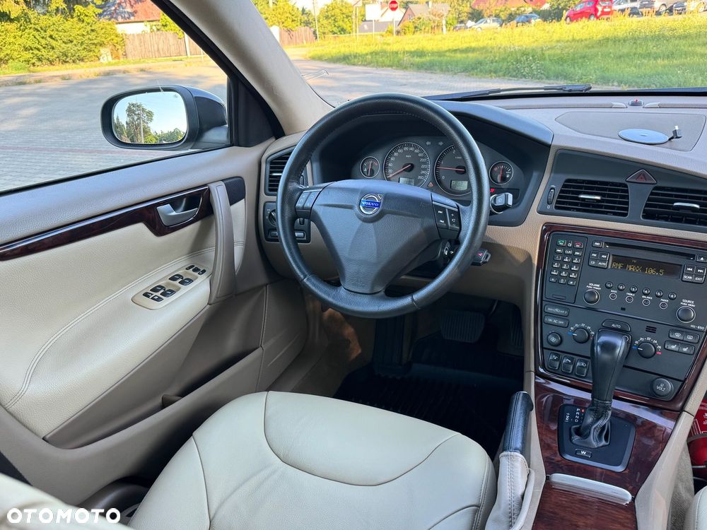 Volvo S60 2.4D Momentum - 27