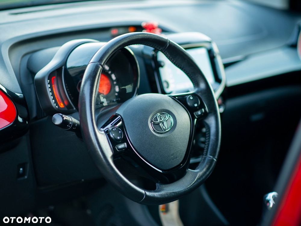 Toyota Aygo x-cite - 12
