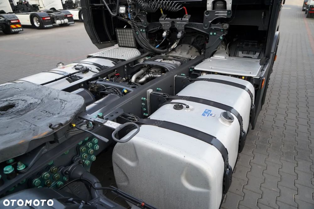 Scania S 500 / RETARDER / LOW DECK / MEGA / BAKI 1 400 L / KLIMA POSTOJOWA / PO ZŁOTYM KONTRAKCIE SERWISOWYM / - 17