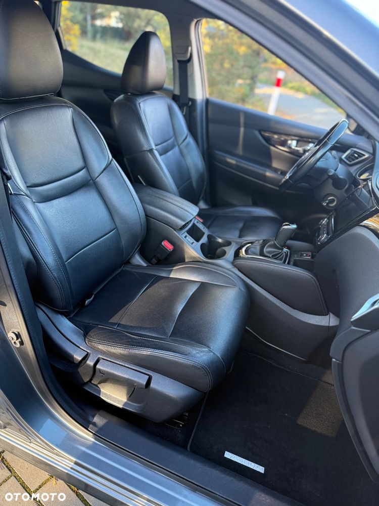Nissan Qashqai 1.6 dCi Xtronic TEKNA+ - 13