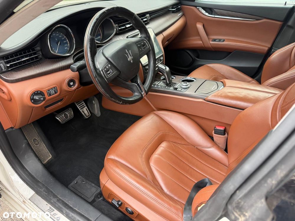 Maserati Quattroporte Q4 GranLusso - 14