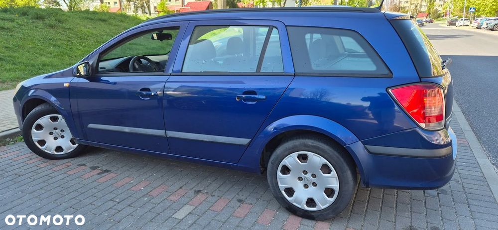 Opel Astra 1.7 CDTI Elegance - 4