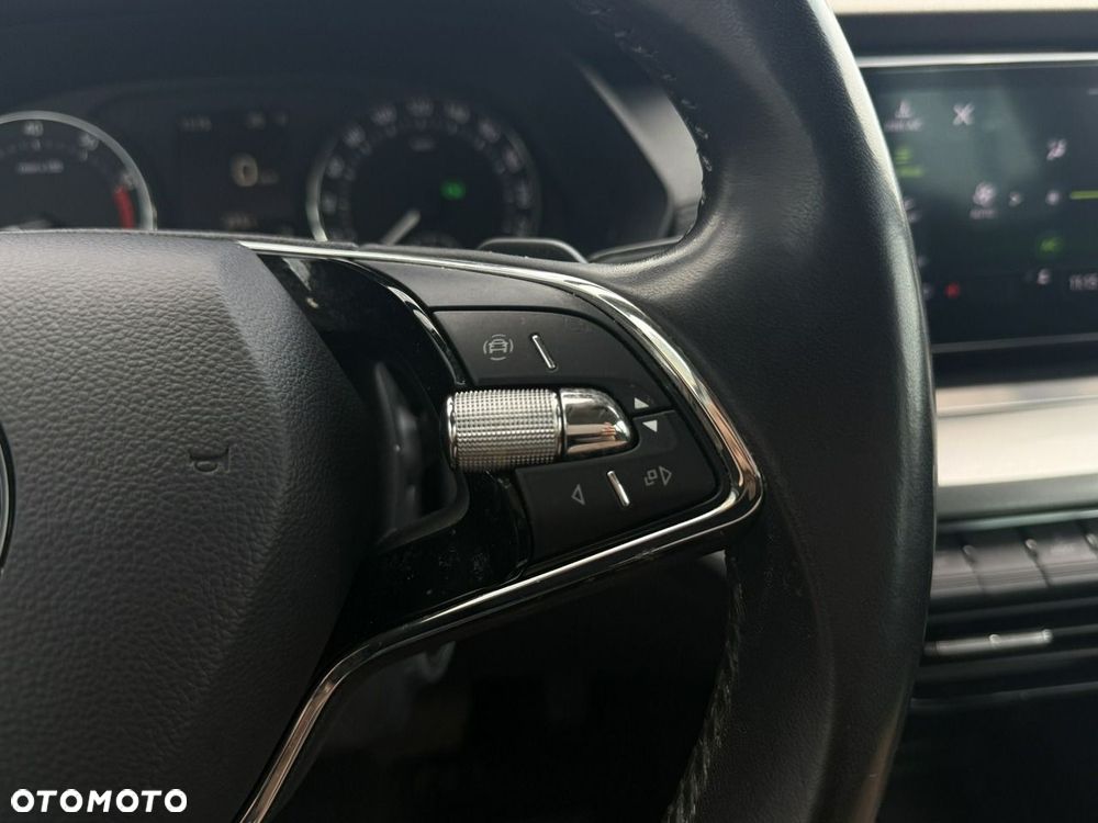 Skoda Octavia 1.5 TSI e-Tec Ambition DSG - 8