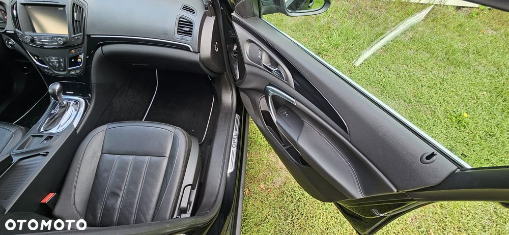 Opel Insignia - 21