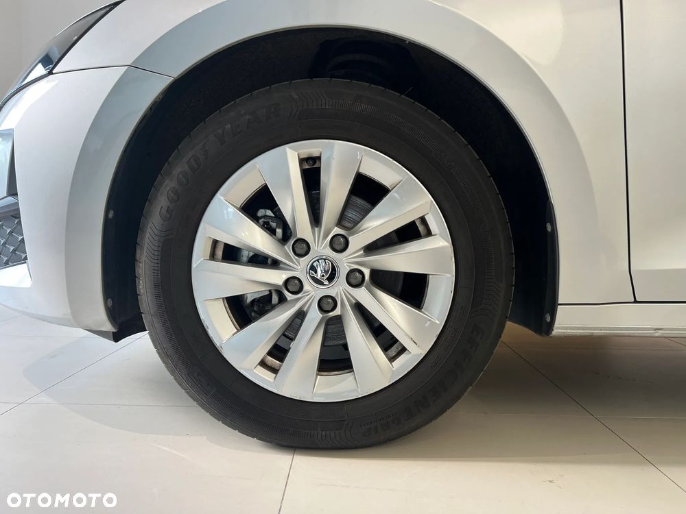 Skoda Octavia 1.5 TSI Essence - 24