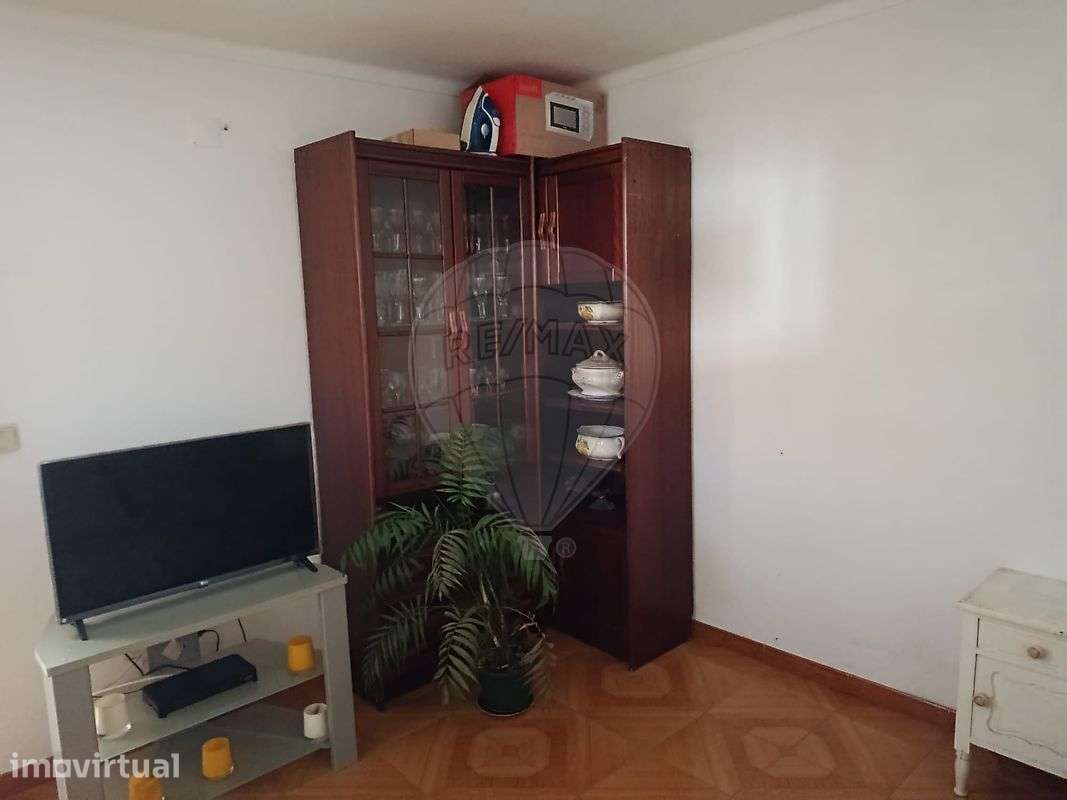 Moradia T3 para venda - Grande imagem: 2/10