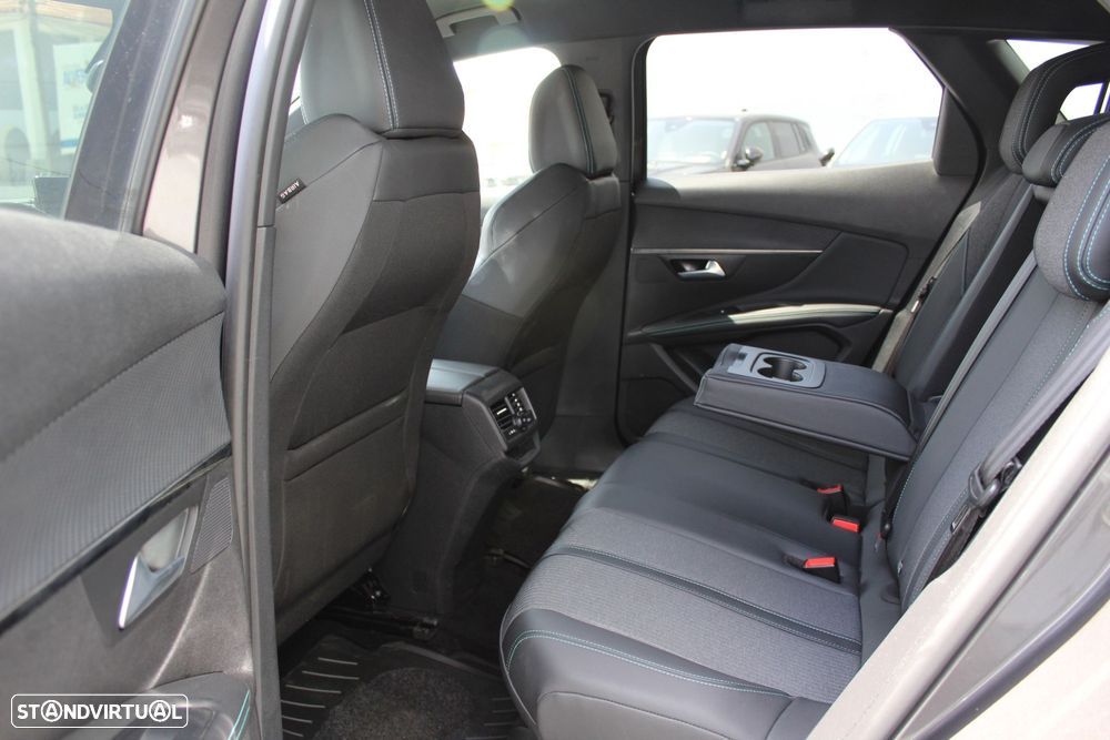 Peugeot 3008 1.2 Hybrid Allure Pack e-DCS6 - 23