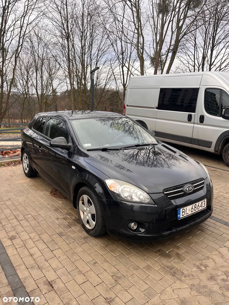 Kia Ceed 1.4 Comfort + - 1