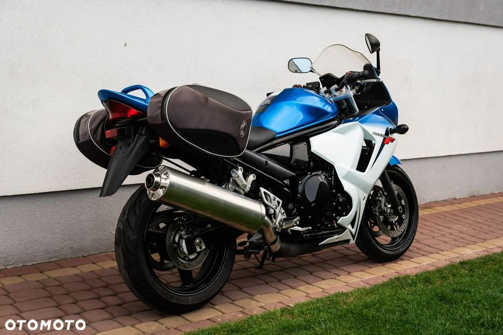 Suzuki GSX - 4