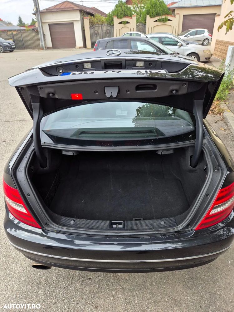 Mercedes-Benz C - 7