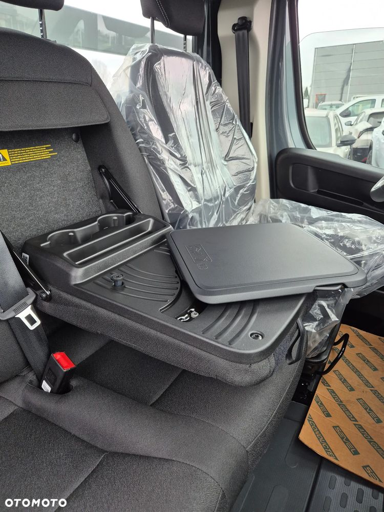 Peugeot Boxer 2.2 140KM Skrzynia 10palet 4.9 x 2.2m LED + FOTEL BUJANY !! OD RĘKI !! - 12