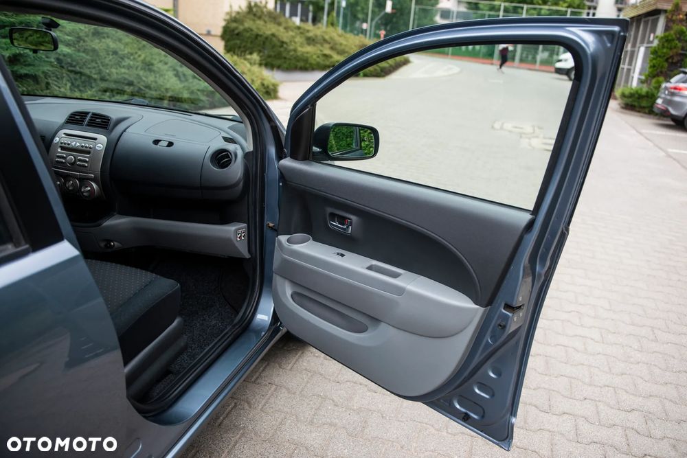 Daihatsu Sirion 1.3 CooLine - 22
