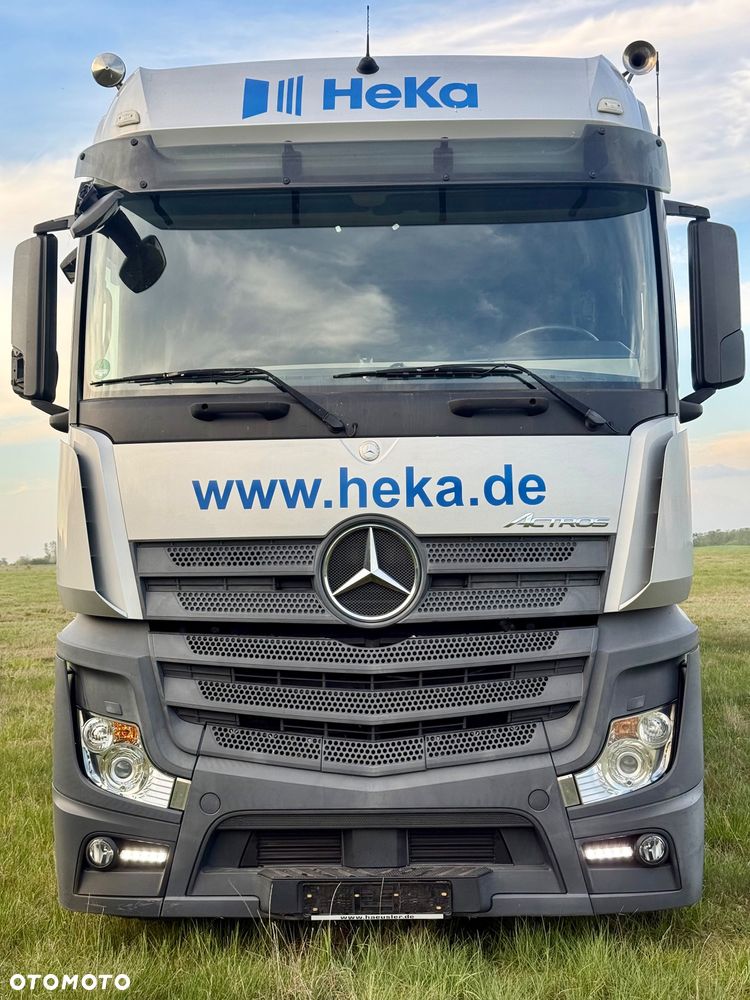 Mercedes-Benz ACTROS 18.42 burty firanka - 2