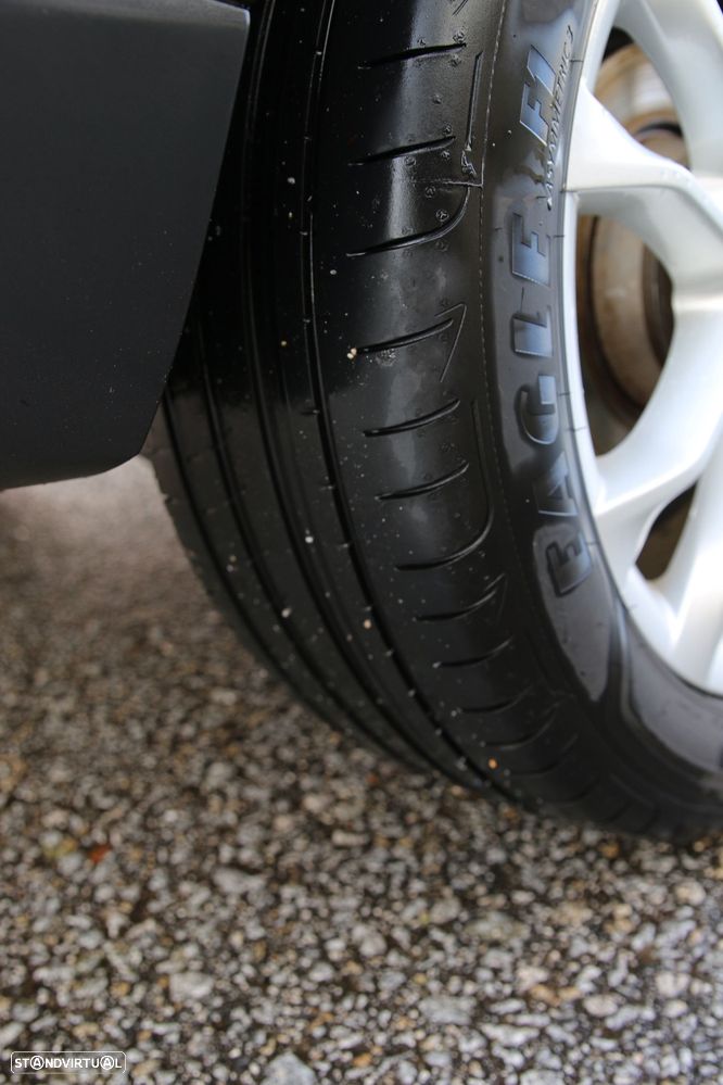 Audi Q3 2.0 TDI S-line - 16