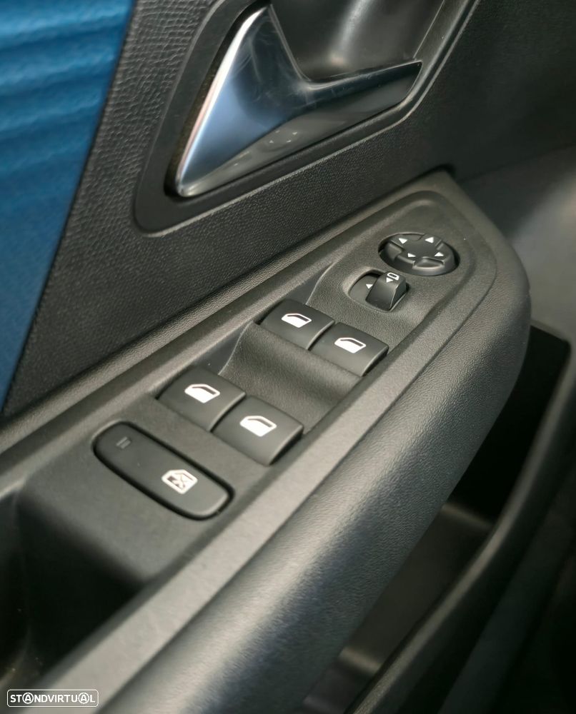 Citroën e-C4 50 kWh Shine - 15