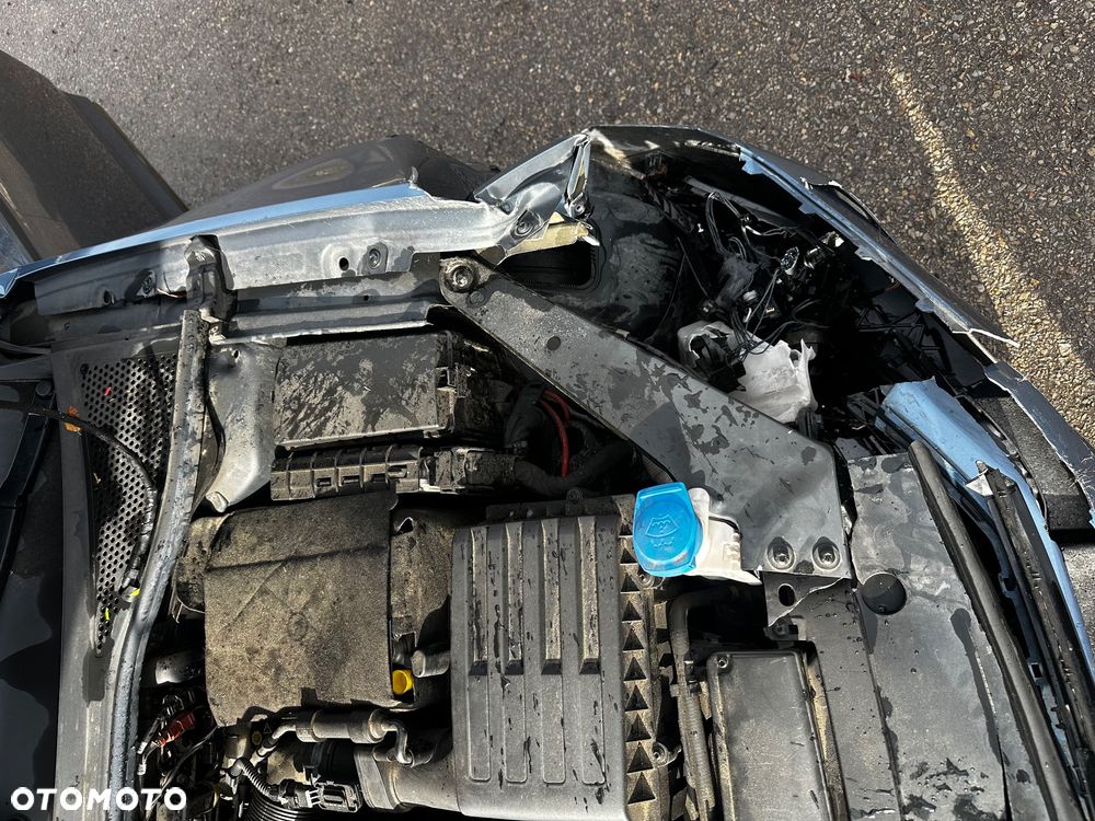 Volkswagen Passat - 21