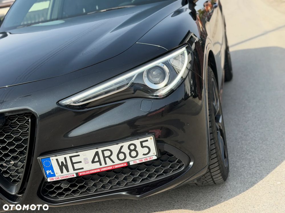 Alfa Romeo Stelvio 2.0 Turbo Veloce Q4 - 37