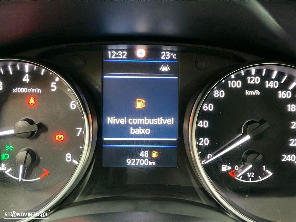 Nissan Qashqai 1.3 DIG-T N-Connecta J18 - 12