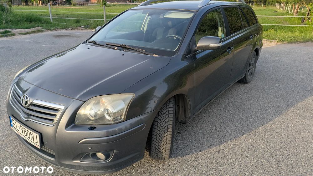 Toyota Avensis 2.2 D-4D Sol Plus - 3