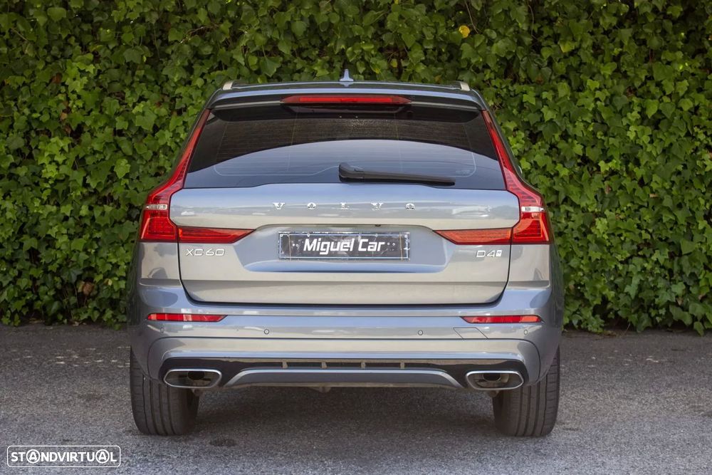 Volvo XC 60 2.0 D4 R-Design Geartronic - 4