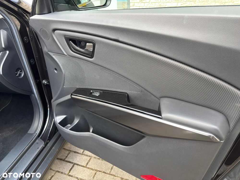 SsangYong/KGM Tivoli - 12