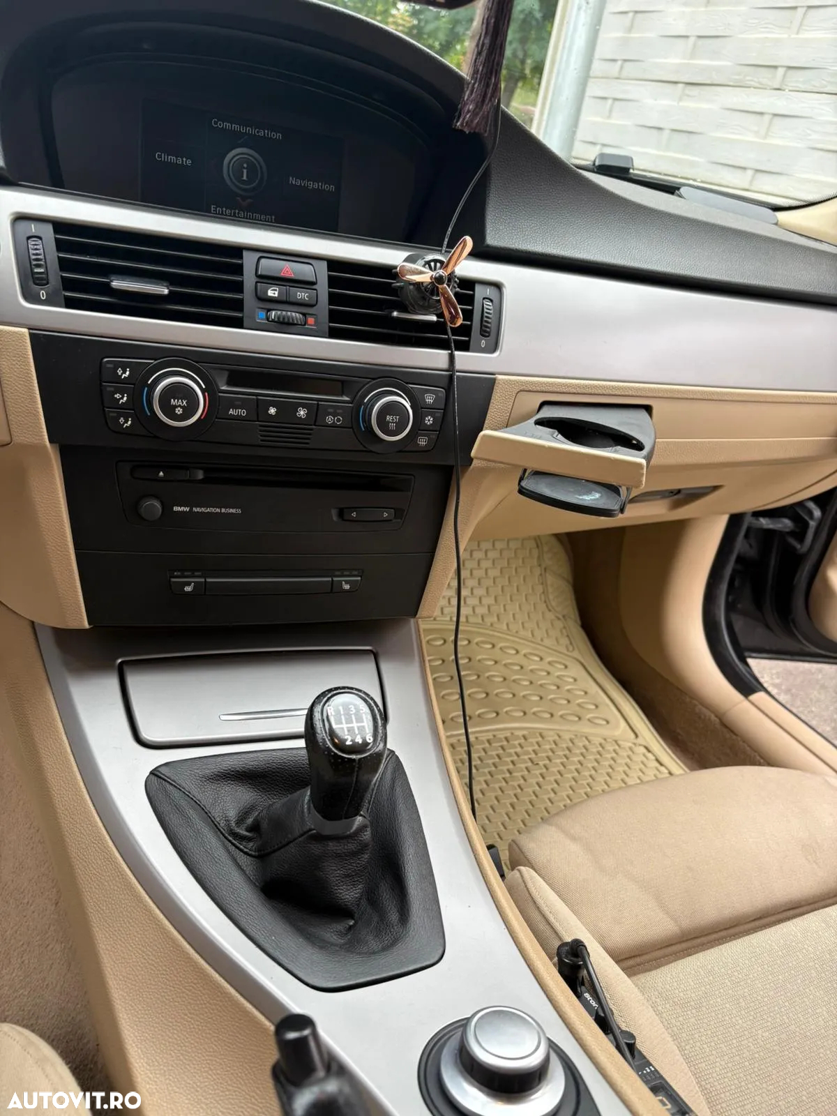 BMW Seria 3 320d Touring - 4