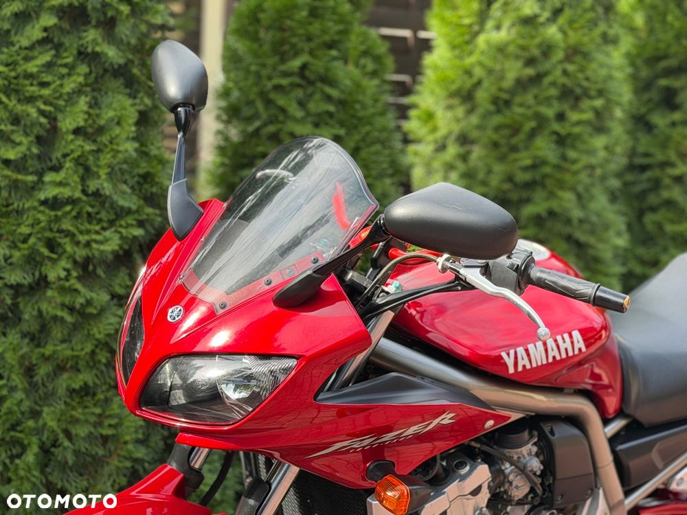 Yamaha FZS - 18