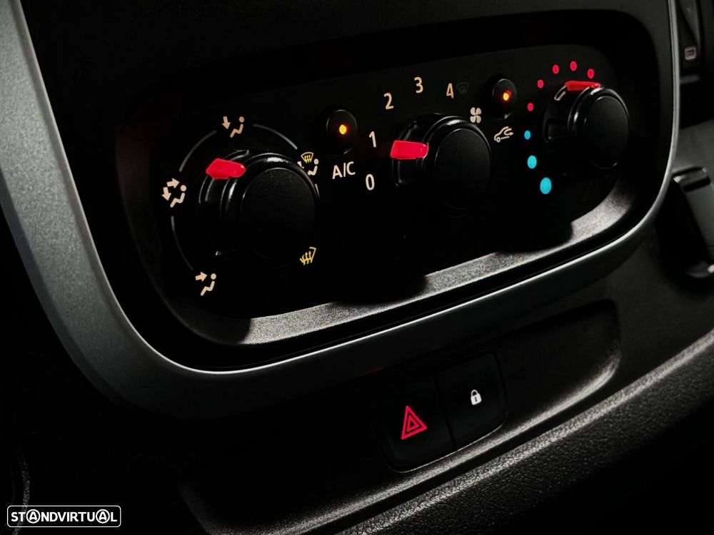 Renault Trafic 1.6 dCi L2H1 1.2T SS - 20