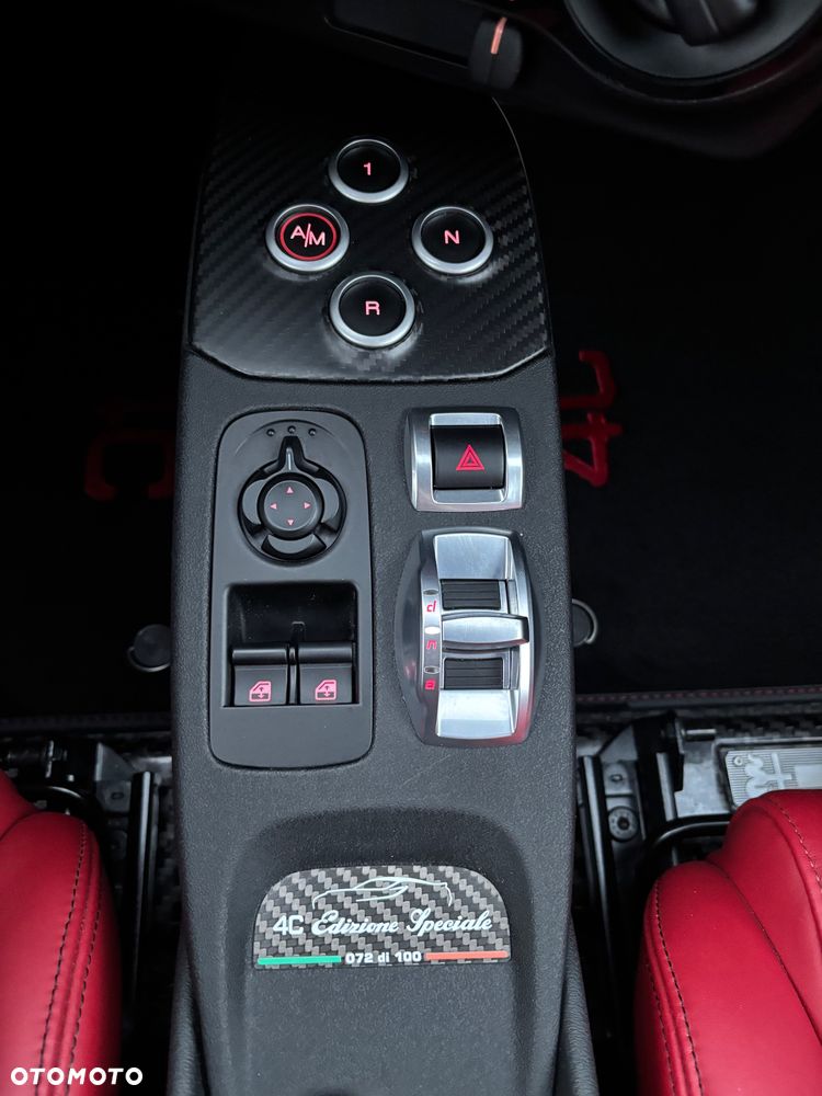Alfa Romeo 4C - 21