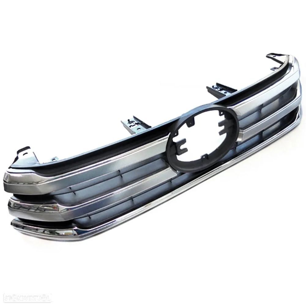 Grelha cromada da frente para a Toyota Hilux 2015- - 1
