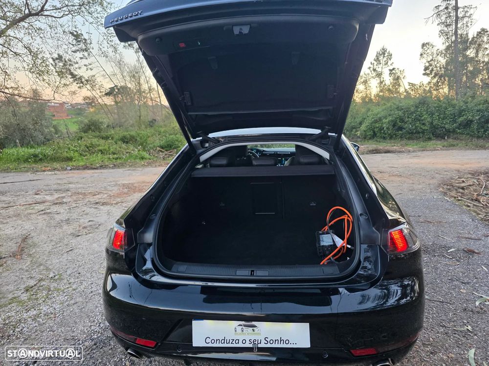 Peugeot 508 1.6 Hybrid Allure e-EAT8 - 15