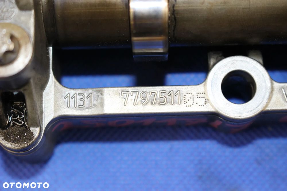 WAŁEK ROZRZĄDU ODSTAWA  BMW N47 E60 E61E81 E82 E83 E84 E90 E91 E92 7797511 8509118WAŁEK ROZRZĄDU BMW N47 E60 E61E81 E82 E83 E84 E90 E91 E92 7797511 8509118 - 7