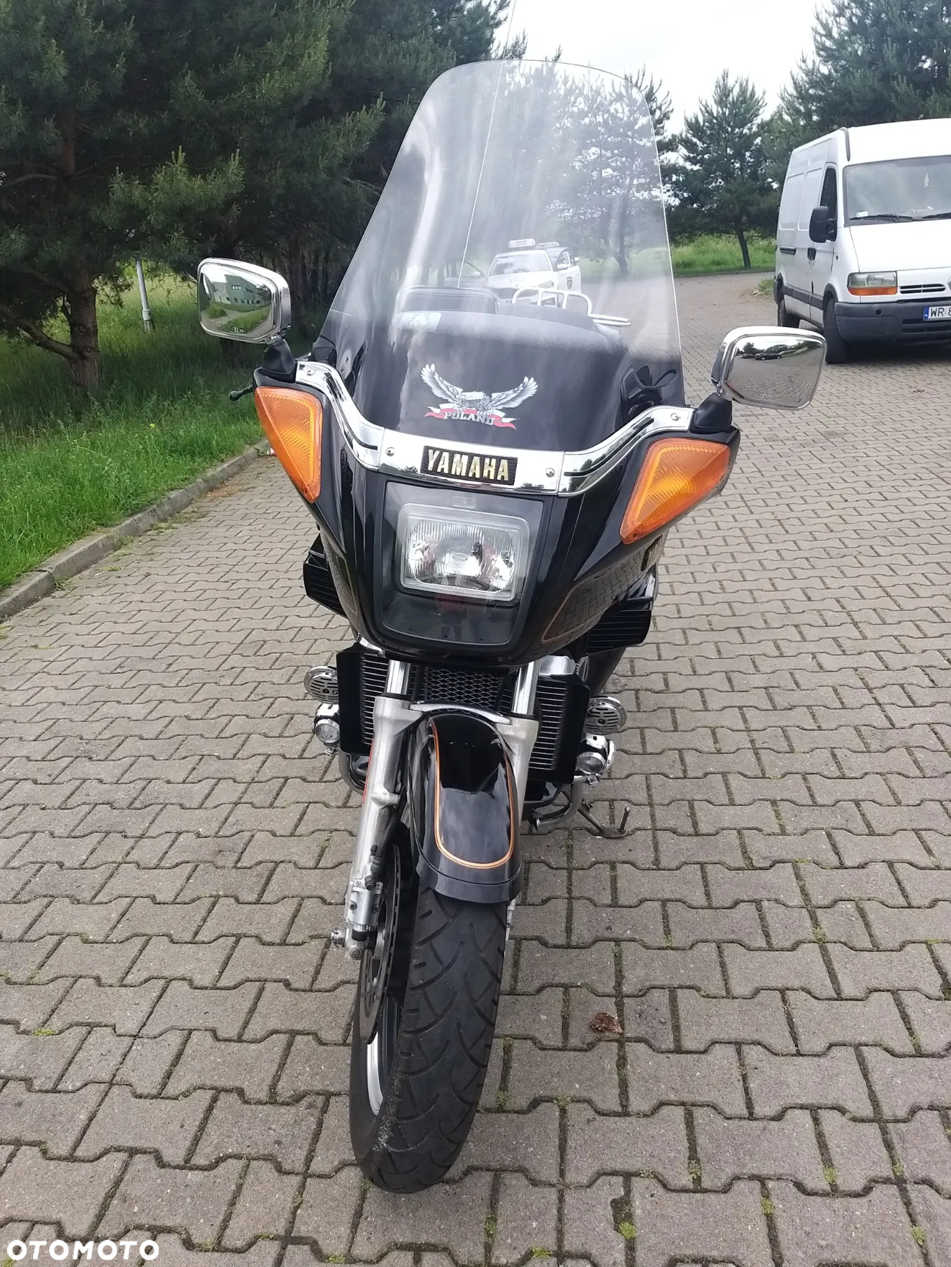 Yamaha XVZ - 9