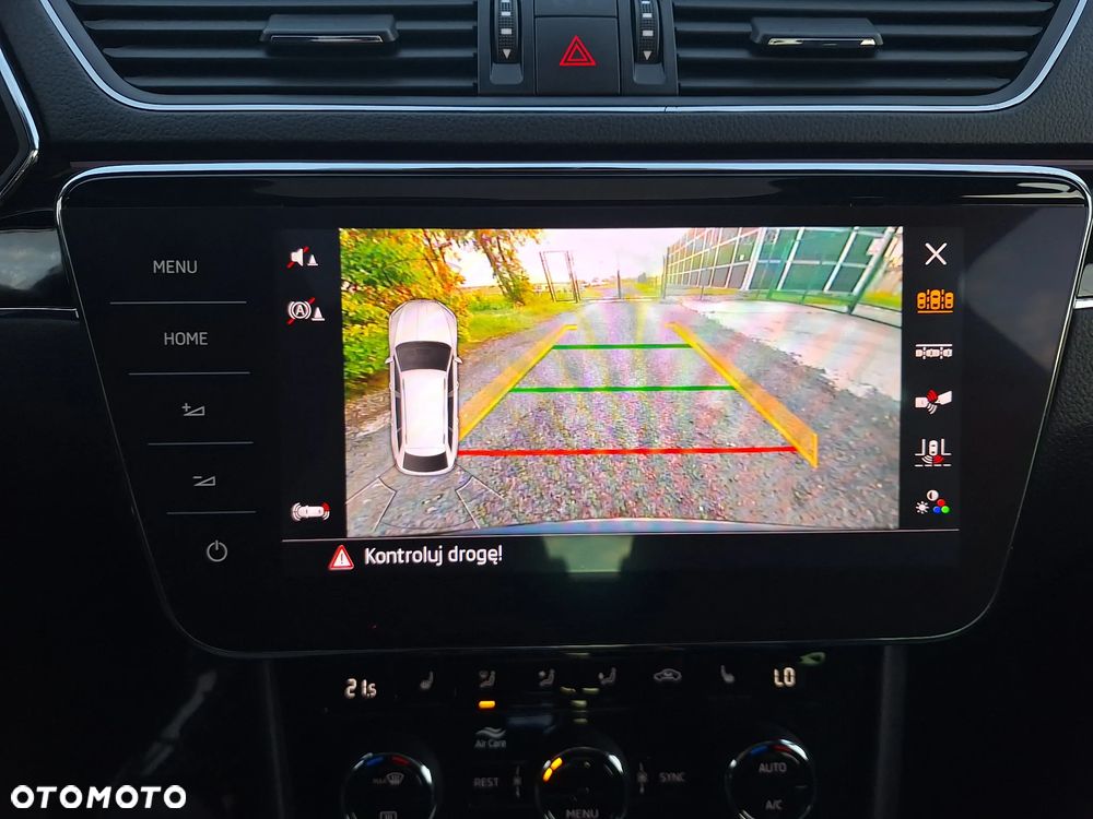 Skoda Superb 2.0 TDI 4x4 L&K DSG - 24