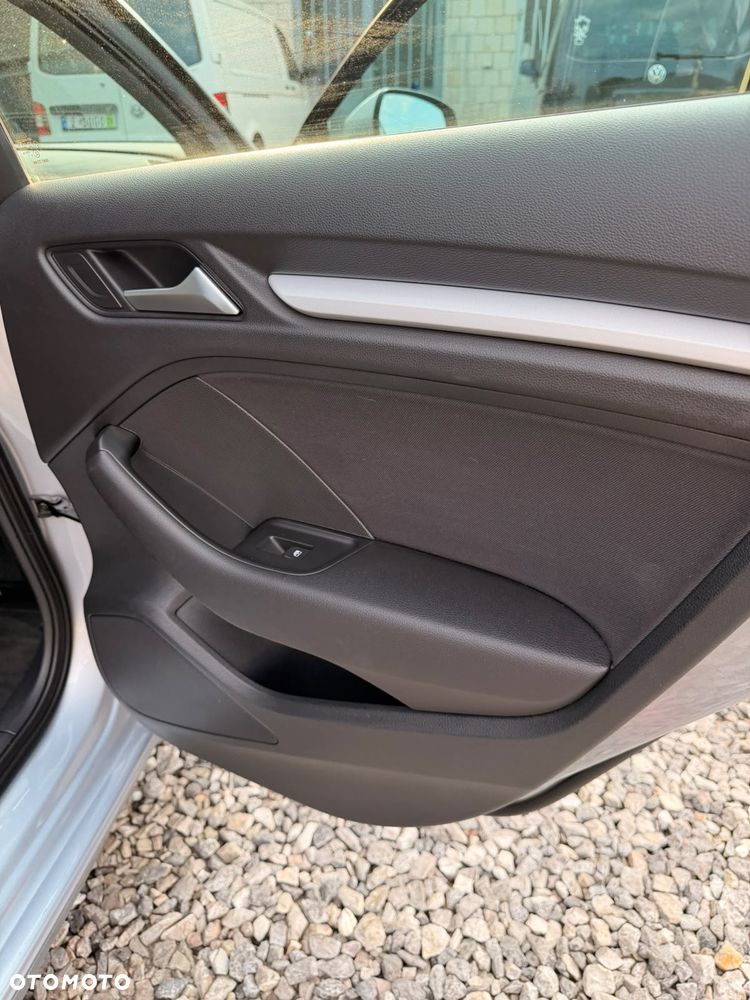 Audi A3 Sportback 1.6 TDI - 22