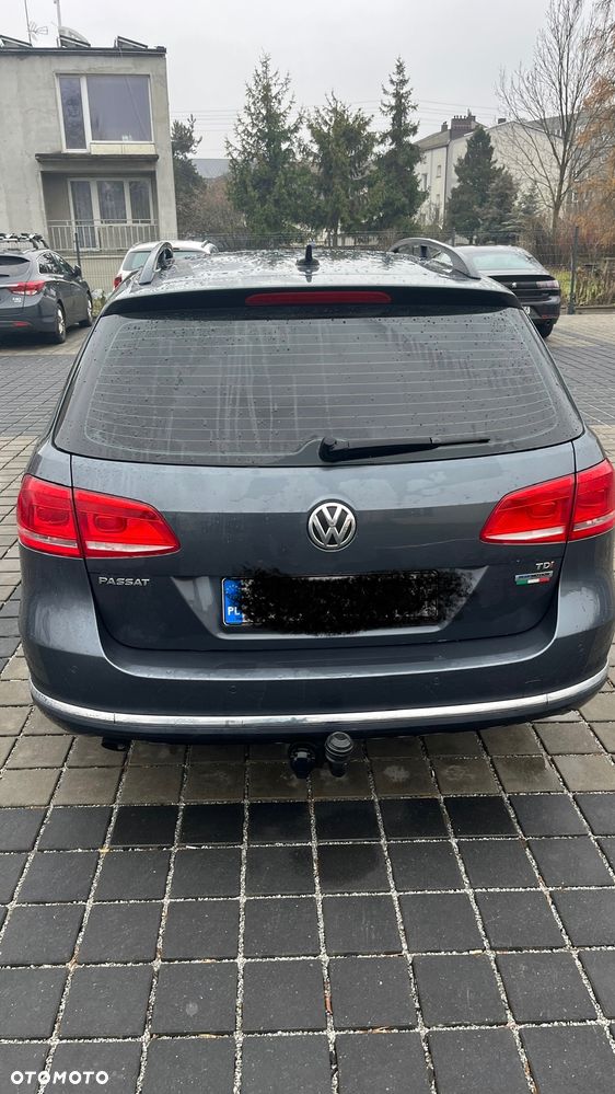 Volkswagen Passat 1.6 TDI Comfortline - 4