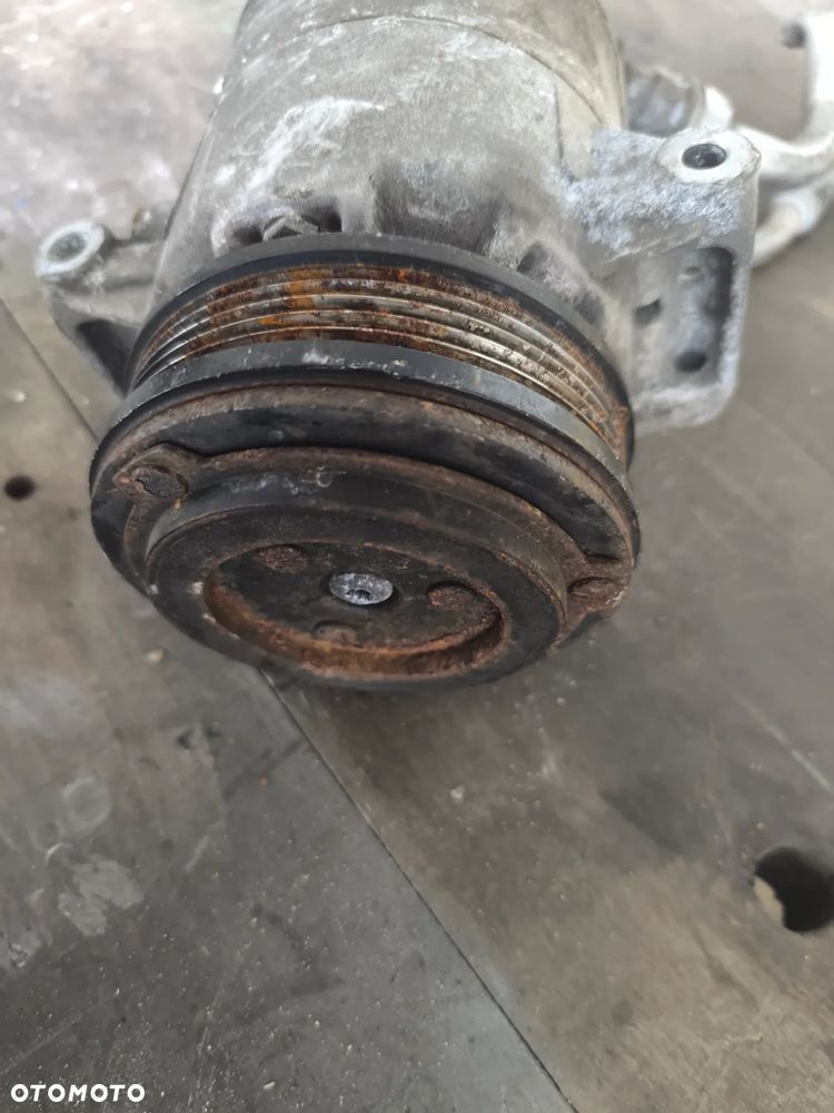 pompa kompresor klimatyzacji opel meriva A zafira B 9986181OR - 6