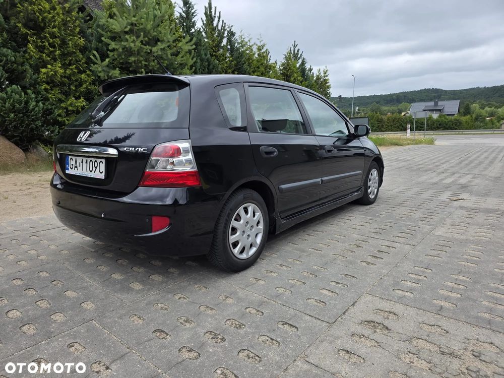 Honda Civic 1.4i S - 11