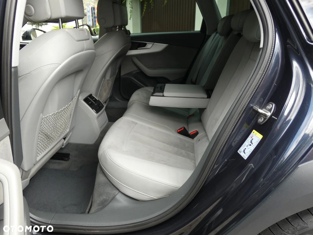 Audi A4 Allroad - 22