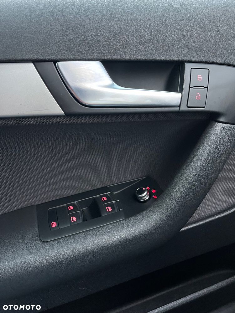 Audi A3 Sportback 1.4 TFSI Attraction - 19