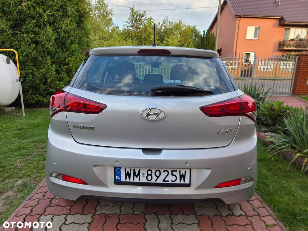 Hyundai i20 1.4 Classic + - 14