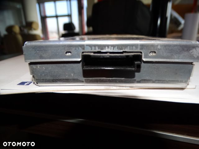 BMW E65 E66 Moduł Wzmacniacz Anteny Amplituner Tuner antenowy moduł radia FM AM - 4