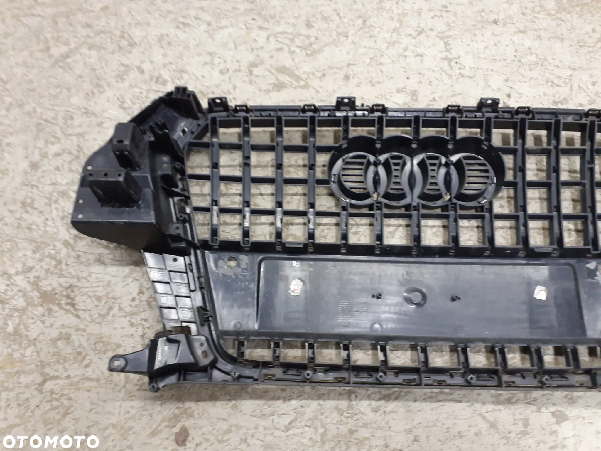 GRILL ATRAPA AUDI Q3 8U0 S-LINE 2011-2014R 8U0853651 - 8