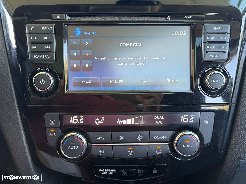 Nissan Qashqai 1.5 dCi N-Connecta Business - 38