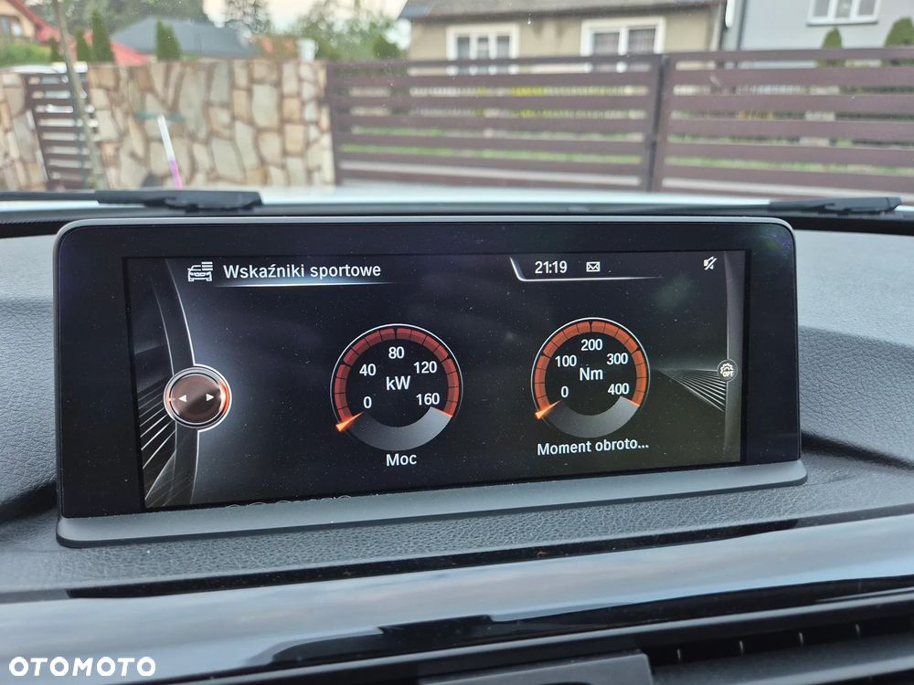 BMW Seria 3 320d Sport Line - 28