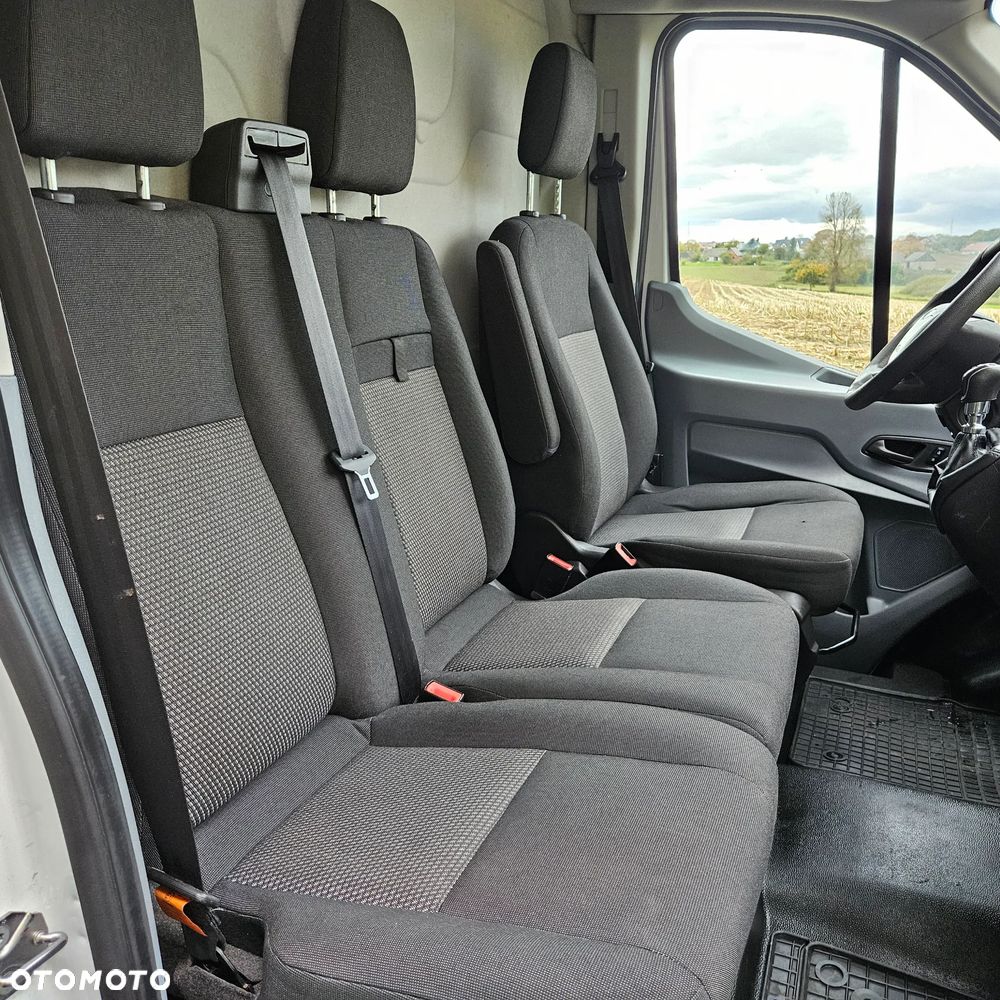 Ford Transit - 21