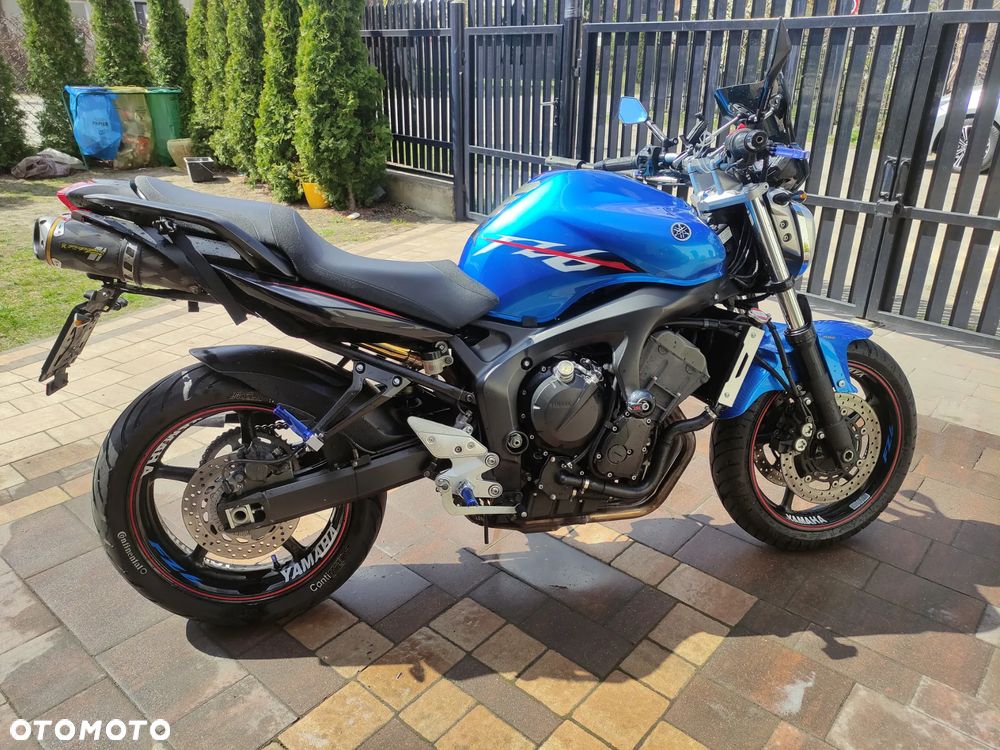 Yamaha FZ6 - 1