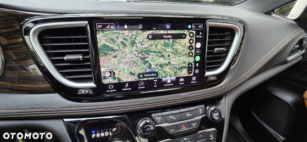 Chrysler Pacifica - 14