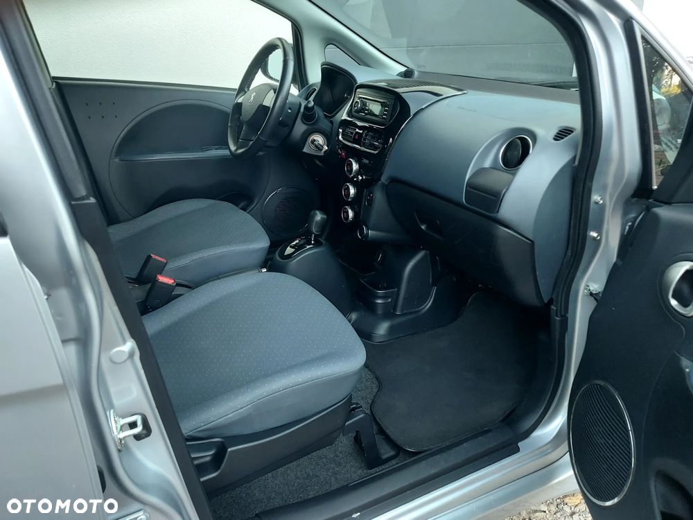 Peugeot iOn Standard - 9